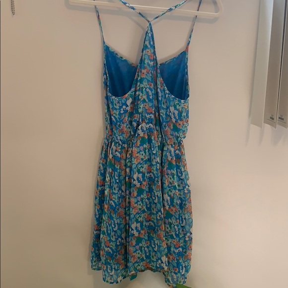 Dress - Picture 4 of 4